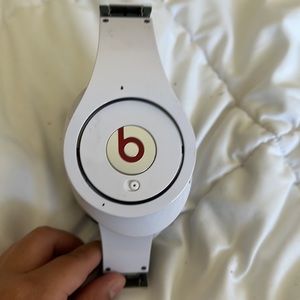 Beats 🎧 by Dr. Dre